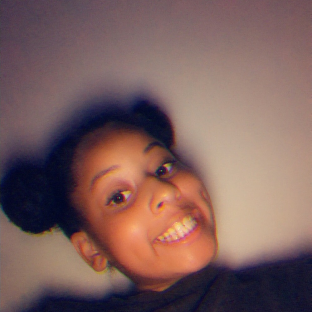 Meet your Posher, Samaria
